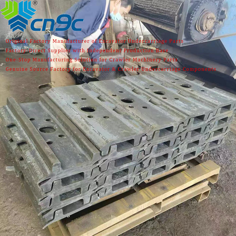 Komatsu PC120 Track Shoe | Excavator Undercarriage Parts