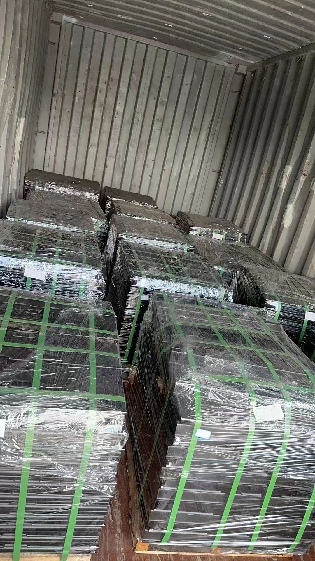Hyundai R220 Track Shoe | Excavator Undercarriage Parts
